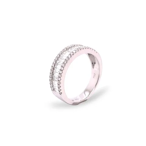 18K White Gold Diamond Band