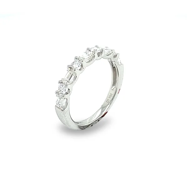 18K White Gold Diamond Band