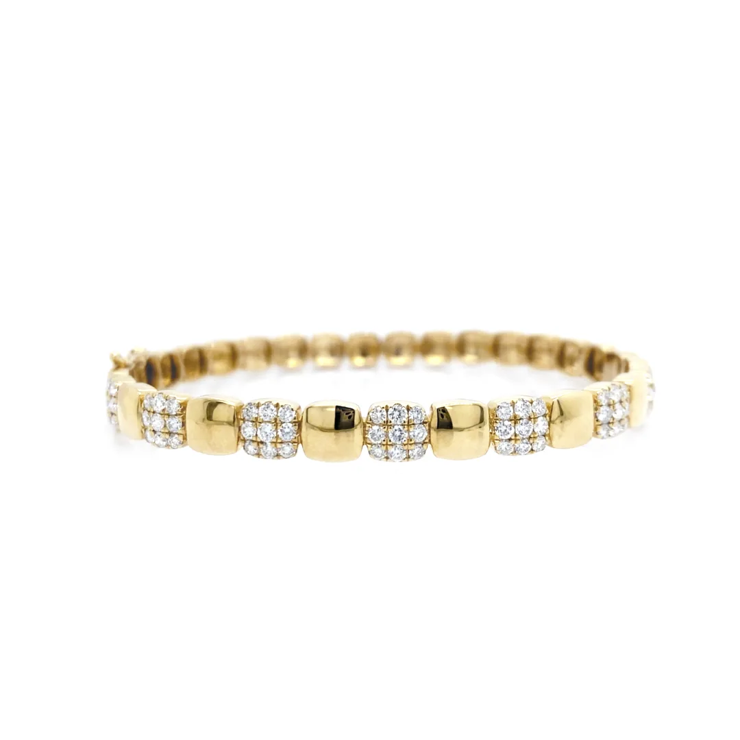 18K Yellow Gold Diamond Bangle