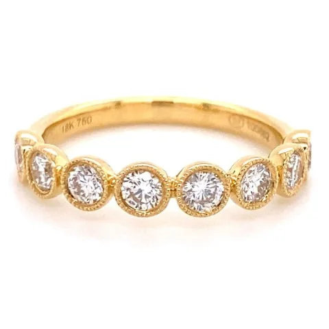 18K Yellow Gold Diamond Band