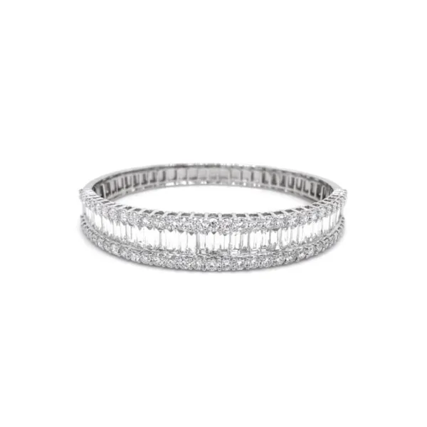 18K White Gold Diamond Bangle