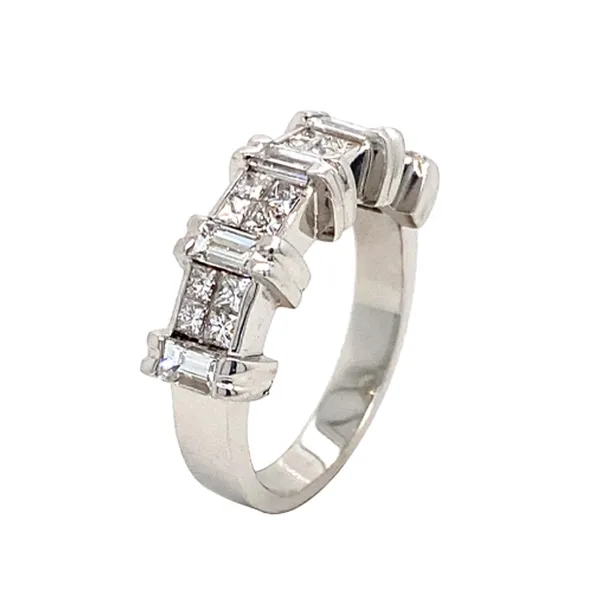 18K White Gold Diamond Band