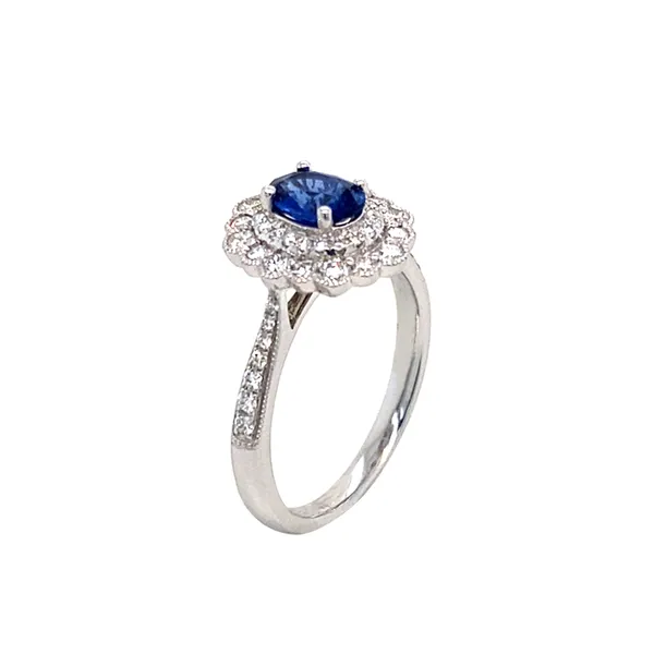 18K White Gold Sapphire Ring