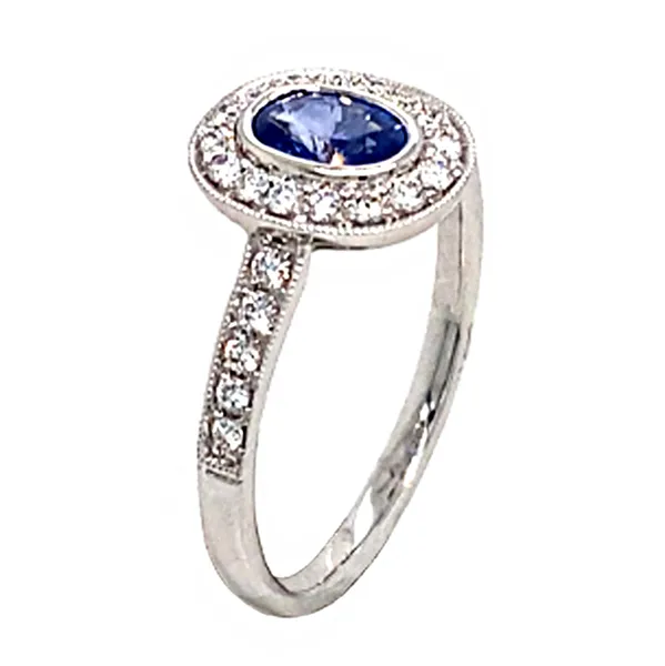 18K White Gold Diamond Ring