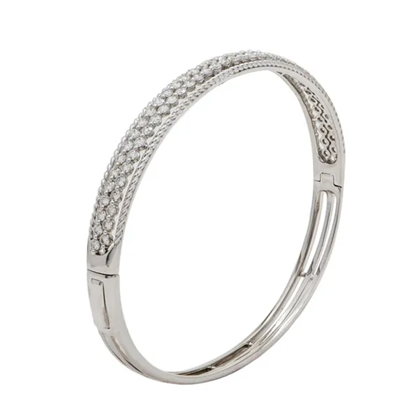 18K White Gold Diamond Bangle