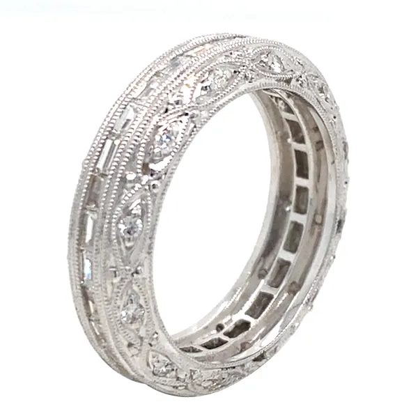 18K White Gold Diamond Band
