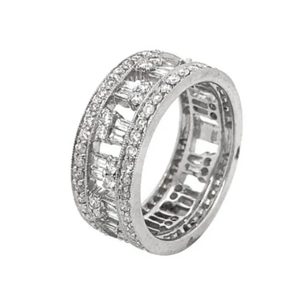 18K White Gold Diamond Band
