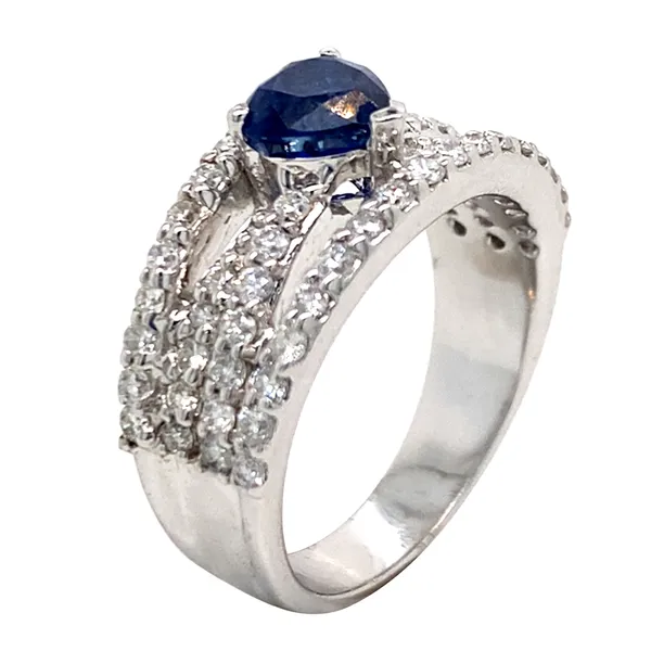 18K White Gold Sapphire Ring