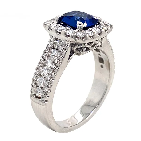 18K White Gold Sapphire Ring