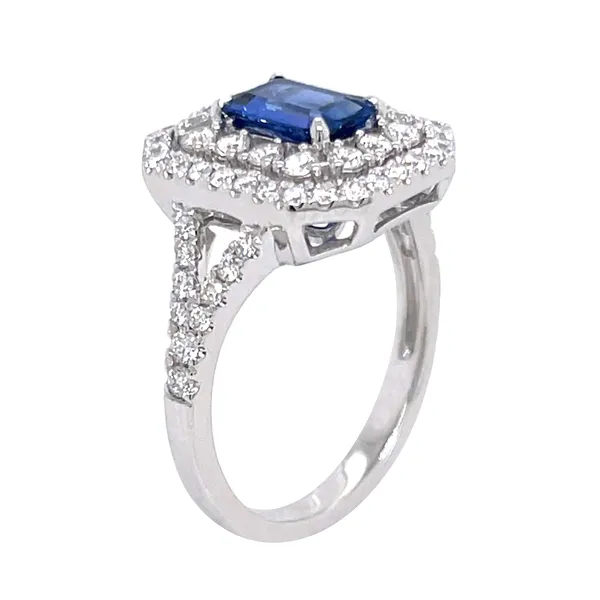 18K White Gold Sapphire Ring