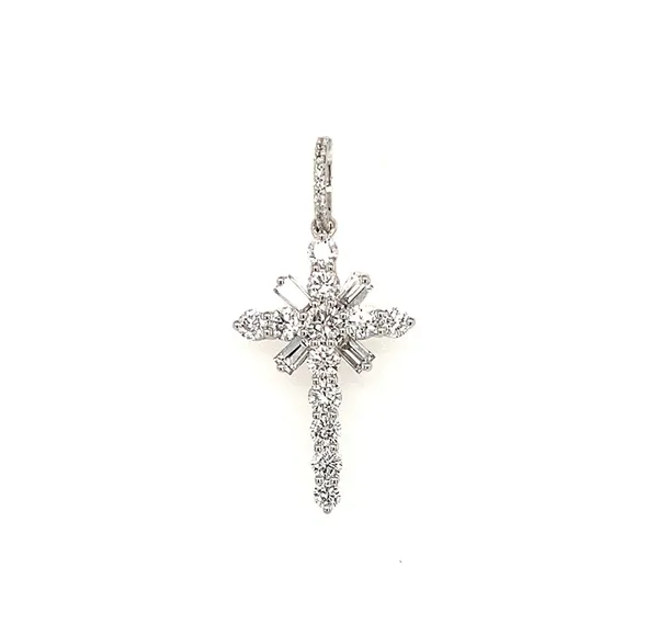 18K White Gold Diamond Pendant