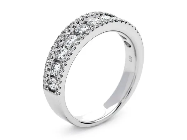 18K White Gold Diamond Band