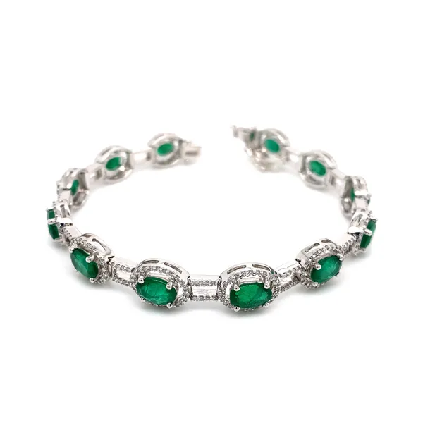 18K White Gold Emerald Bracelet