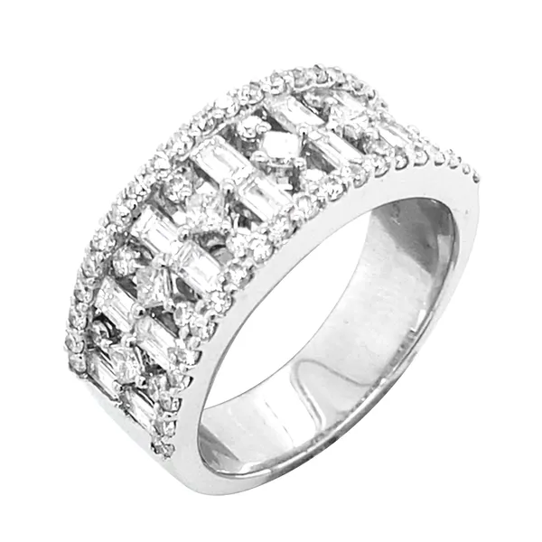 18K White Gold Diamond Band