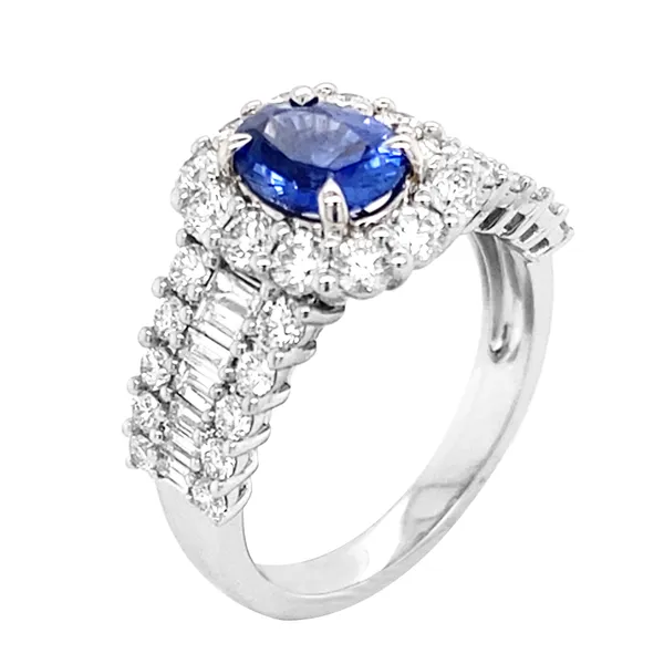18K White Gold Sapphire Ring