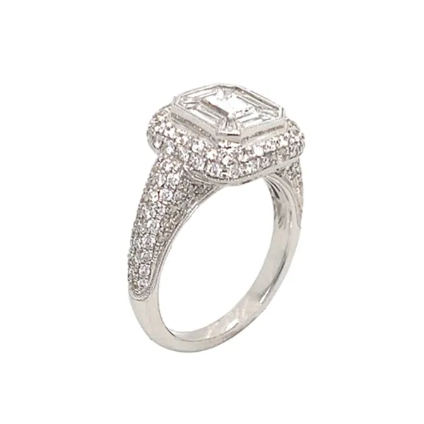18K White Gold Diamond Ring