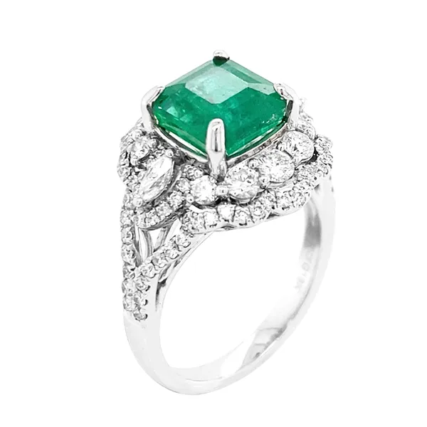 18K White Gold Emerald Ring