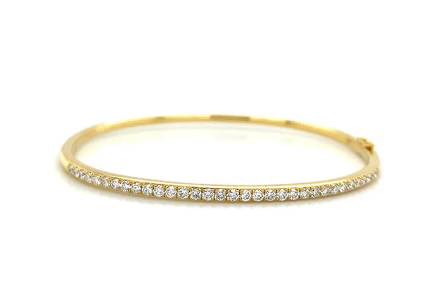 18K Yellow Gold Diamond Bangle