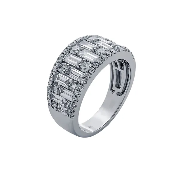18K White Gold Diamond Band