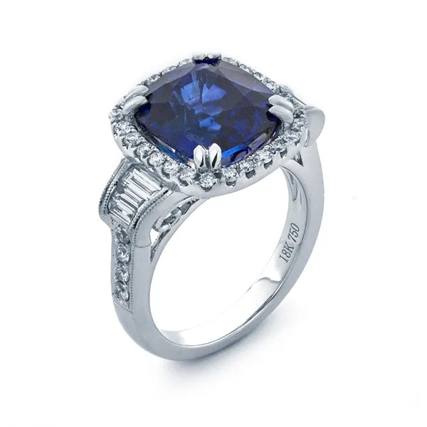 18K White Gold Sapphire Ring