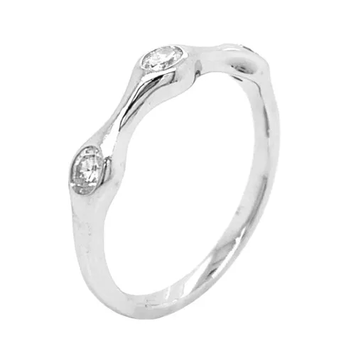 18K White Gold Diamond Band
