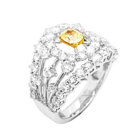 18K Two-Tone Gold Diamond Ring