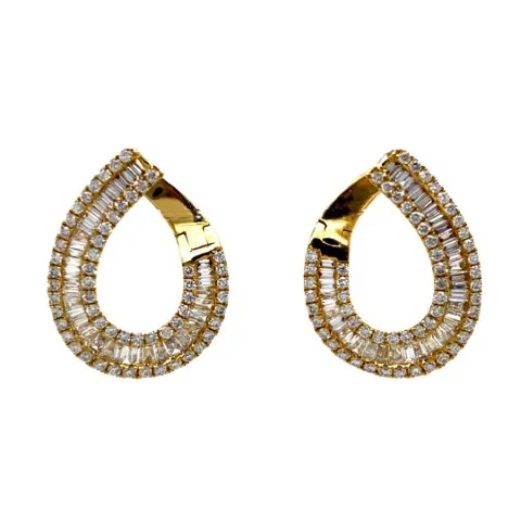 18K Yellow Gold Diamond Earrings