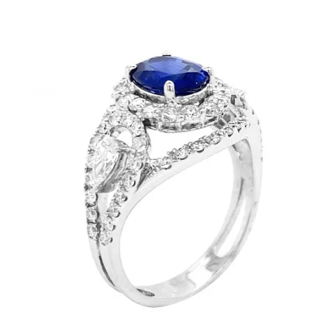 18K White Gold Sapphire Ring