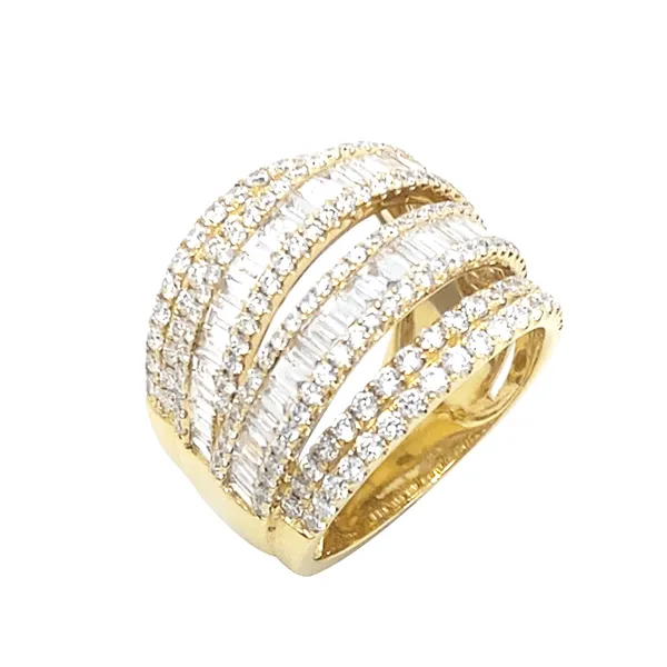 18K Yellow Gold Diamond Band