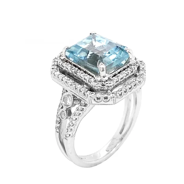 18K White Gold Aquamarine Ring