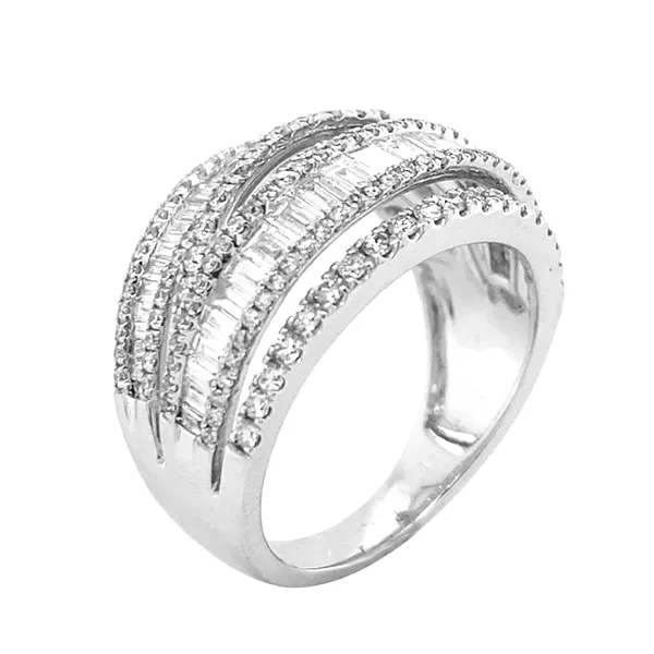 18K White Gold Diamond Band