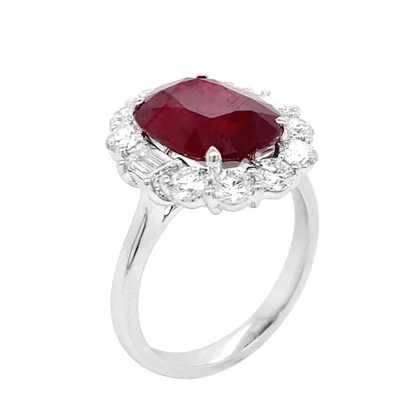18K White Gold Ruby Ring