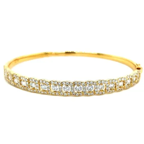18K Yellow Gold Diamond Bangle