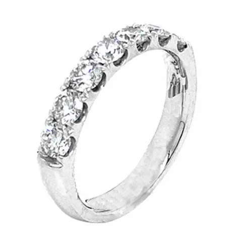 18K White Gold Diamond Band