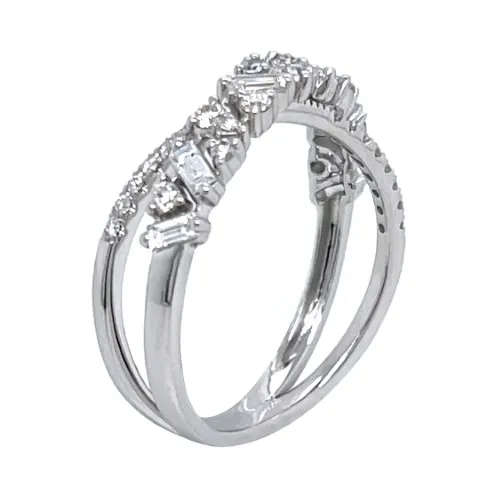 18K White Gold Diamond Band