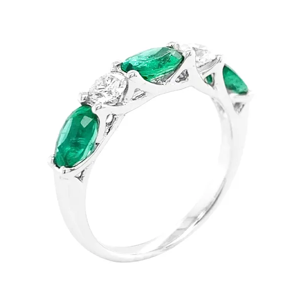18K White Gold Emerald Band