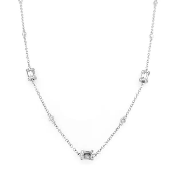 18K White Gold Diamond Necklace