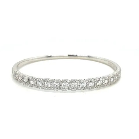 18K White Gold Diamond Bangle