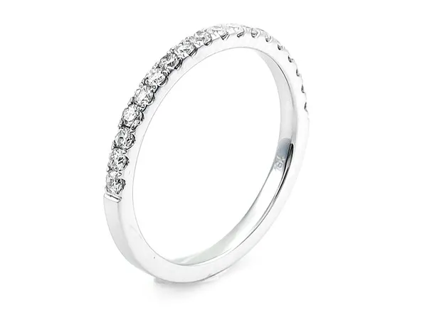 18K White Gold Diamond Band