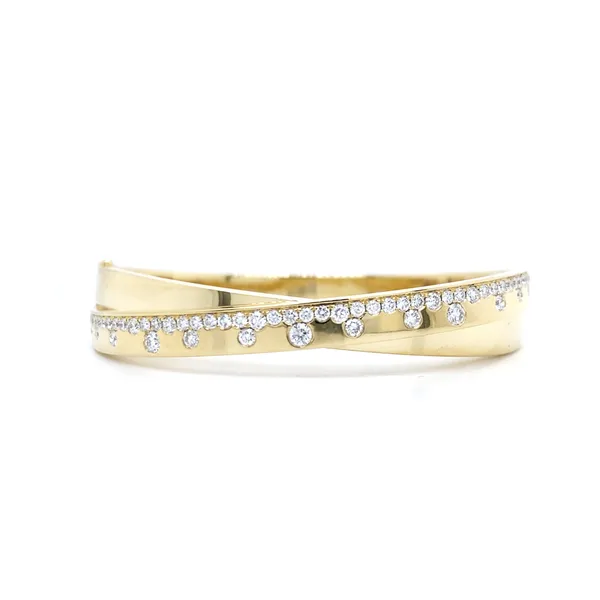 18K Yellow Gold Diamond Bangle