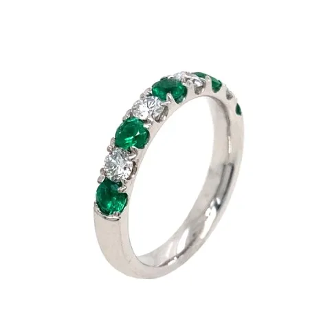 18K White Gold Emerald Band