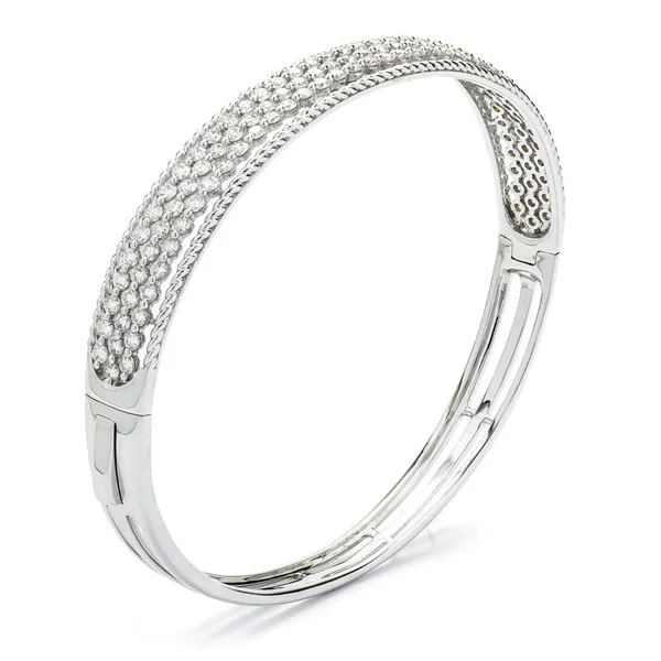 18K White Gold Diamond Bangle
