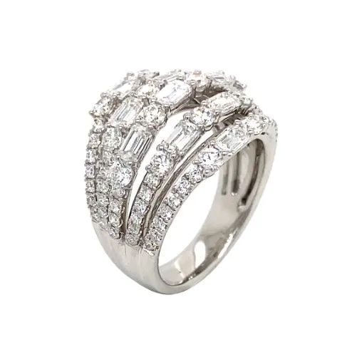 18K White Gold Diamond Band