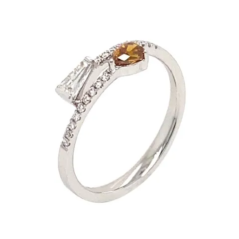 18K White Gold Brown Diamond Band