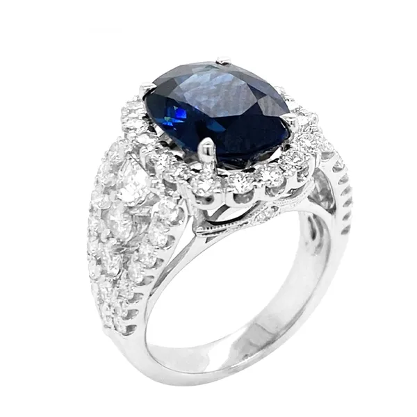 18K White Gold Sapphire Ring