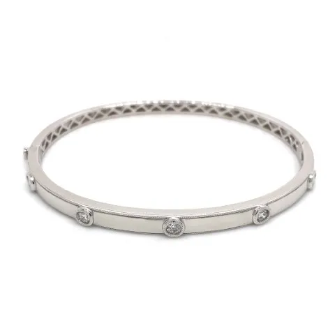 18K White Gold Diamond Bangle
