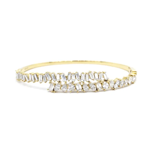18K Yellow Gold Diamond Bangle