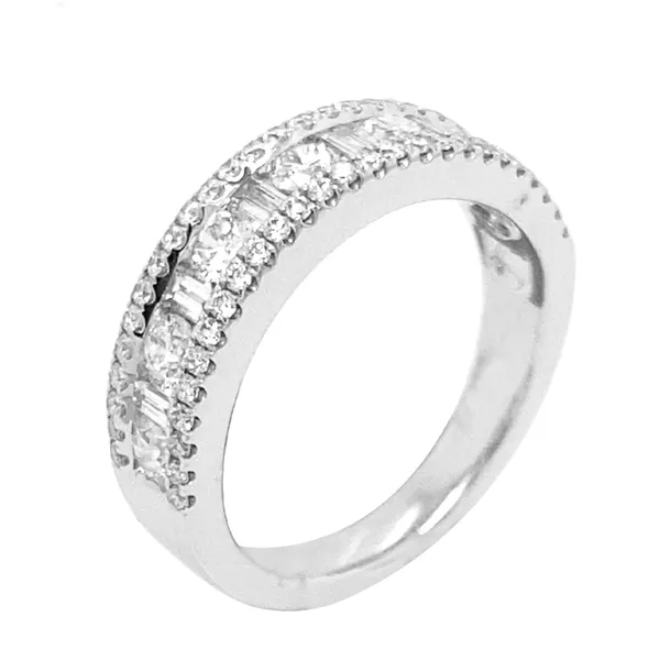 18K White Gold Diamond Band