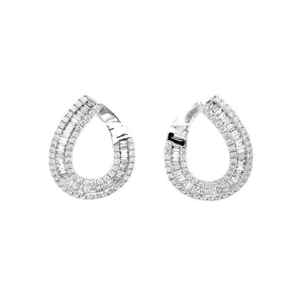18K White Gold Diamond Earrings