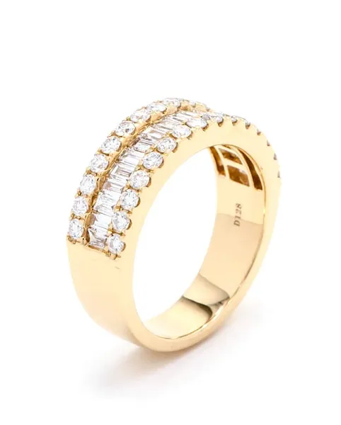 18K Yellow Gold Diamond Band